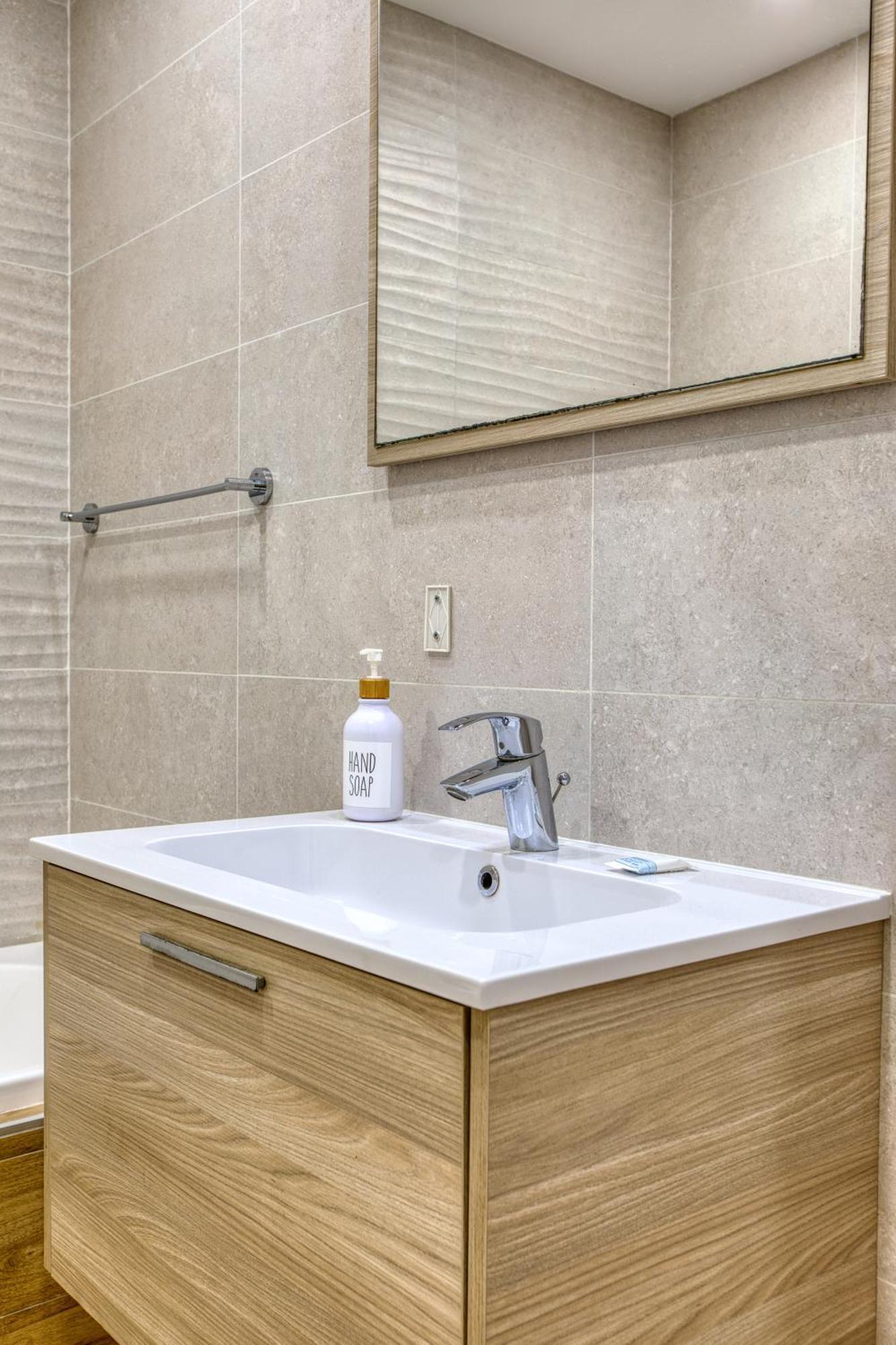Unique Two Bedroom Apt With Huge Outdoor Area And Close To Entertainment Is-Swieqi Exterior foto